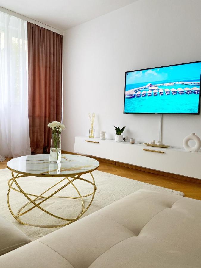 Ferienwohnung Timisoara Central Apartament Exterior foto